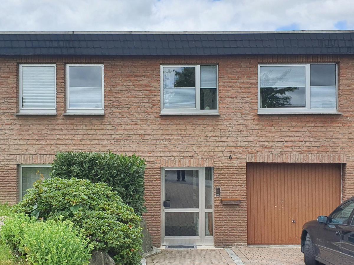Ferienwohnungen Am Finkenweg Bestwig Esterno foto