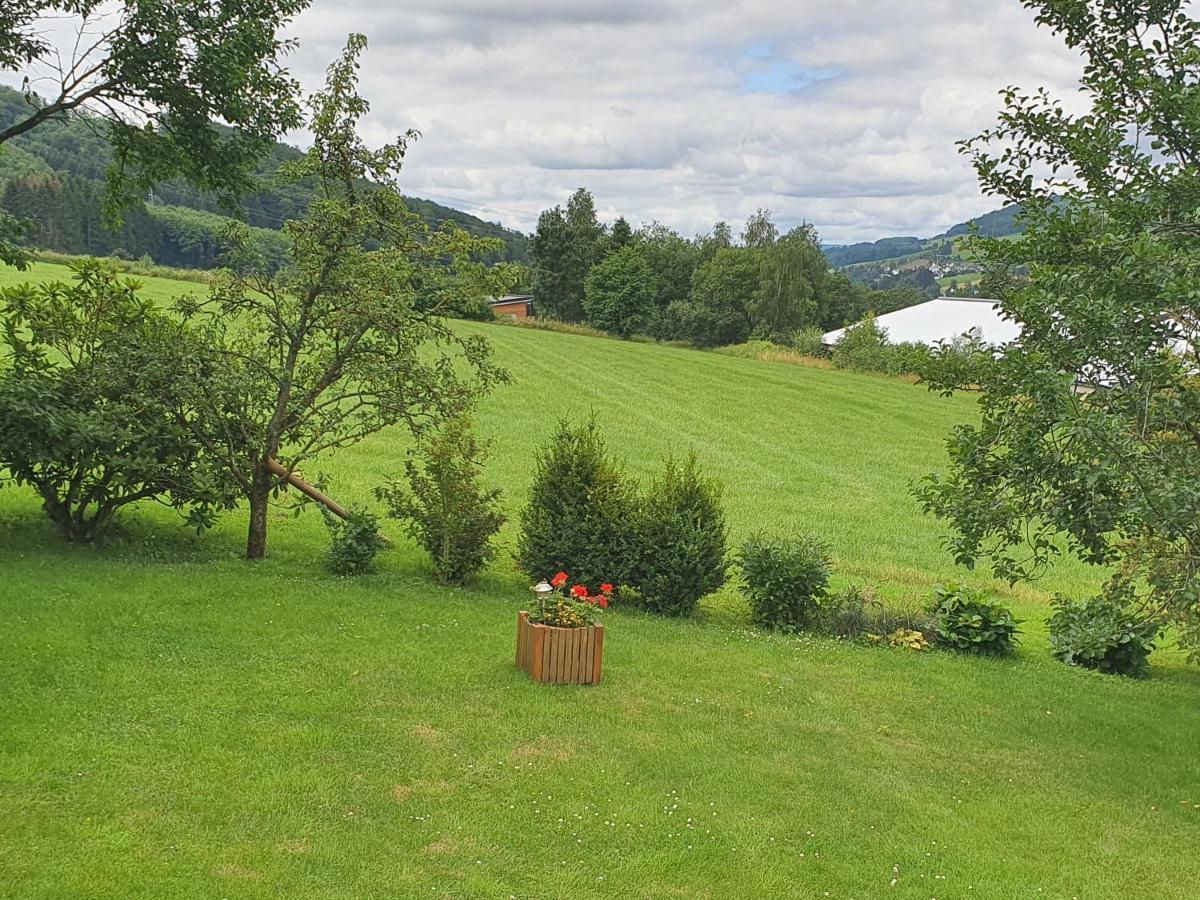 Ferienwohnungen Am Finkenweg Bestwig Esterno foto