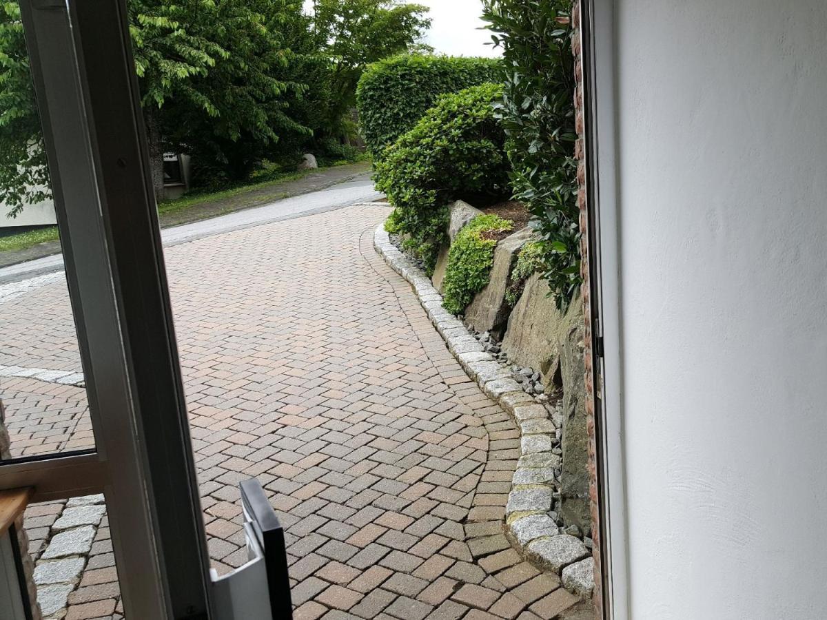 Ferienwohnungen Am Finkenweg Bestwig Esterno foto