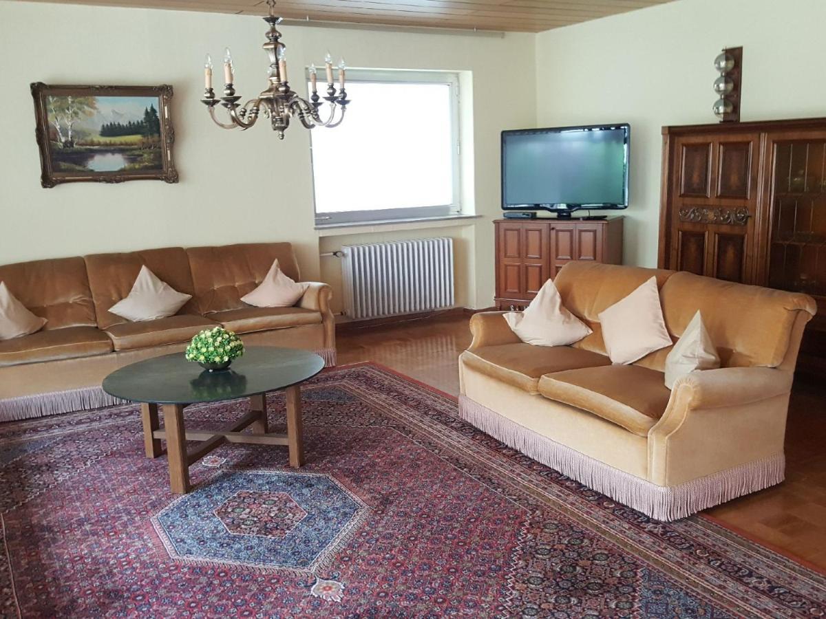 Ferienwohnungen Am Finkenweg Bestwig Esterno foto